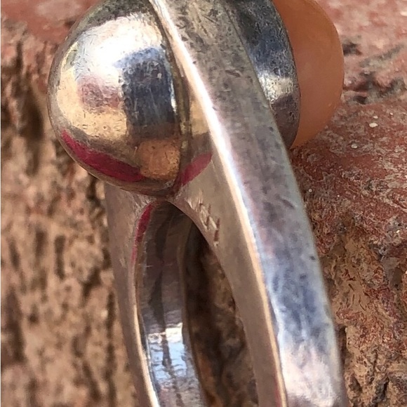 Vintage 80s Peach Moonstone & Sterling Silver Modernist Ring Signed HR Size 5 - Picture 4 of 9